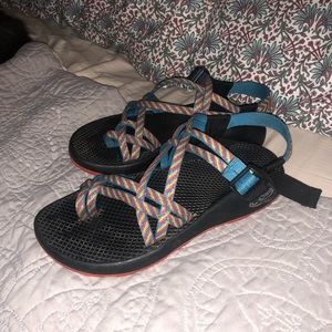 women’s chacos